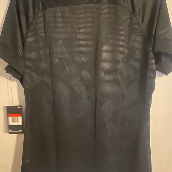 Women’s Nike Dri-Fit tee. NWT Large - Picture 2 of 5